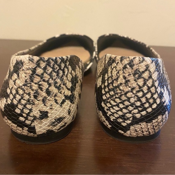 Aldo Snakeskin Flat Loafer Shoe Size 7 Pointy Toe Slip On Casual - Picture 10 of 10